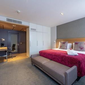 Superior Zimmer mit Kingsize-Bett